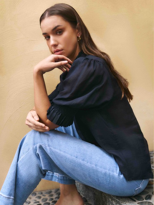 After Natural Light Adjustment - Pixetive