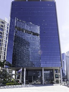 Before High-End Retouch - Pixetive